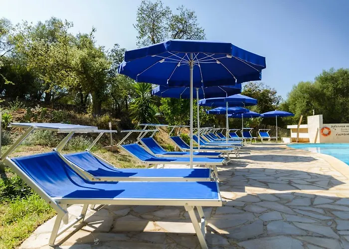 伊蒂隆度假屋酒店 卡尔热斯